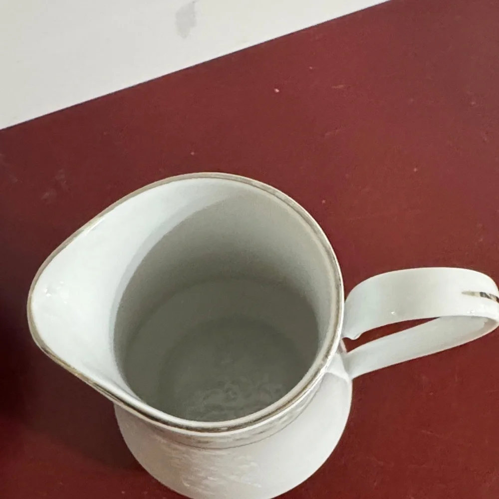 Crown Ming Fine China sugar bowl and creamer set